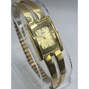 Alto Women's Quartz Watch Gold Tone Stretch‎ Band 18mm Case- New Battery